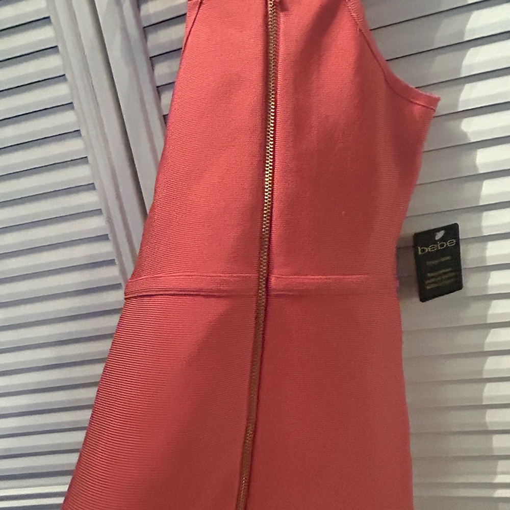 Bebe Bodycon Coral Dress - Picture 4 of 6